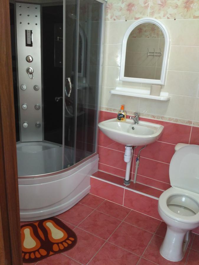 Guest House Relax Kropyvnytskyi Bagian luar foto