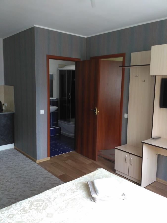 Guest House Relax Kropyvnytskyi Bagian luar foto
