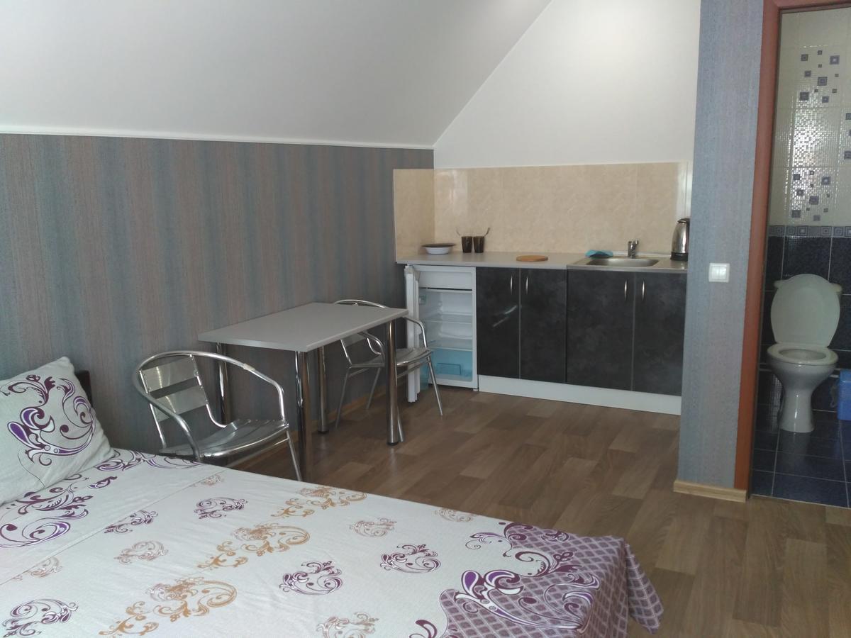 Guest House Relax Kropyvnytskyi Bagian luar foto